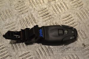 Підрульовий перемикач магнітоли правий Peugeot 206 1998-2012 96666836XT 176685