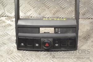 Кнопка аварійки Kia Sorento 2002-2009 937303E000 178614