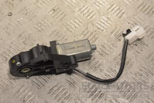 Моторчик регулювання сидіння переднього правого Mercedes C-class (W204) 2007-2015 0390203367 203045