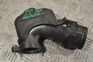 Патрубок воздушный VW Polo 1.2 16V TSI 2009-2016 04E129656S 190482
