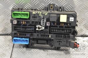 Блок запобіжників Opel Astra 1.7cdti (H) 2004-2010 13181278 204578