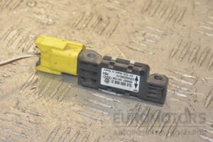 Датчик удару Airbag VW Touareg 2002-2010 223447