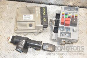 Блок управління двигуном комплект Lancia Ypsilon 1.3Mjet 2003-2011 55202548 224330