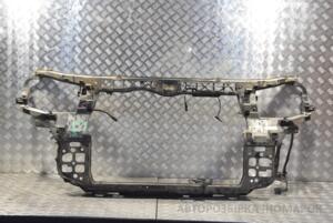 Панель передняя (окуляр, телевизор) -09 Hyundai Santa FE 2006-2012 641012BXXX 228290