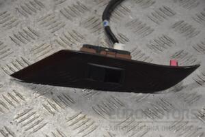 Кнопка стеклоподъемника задняя правая Lexus RX (450h) 2009-2015 228807