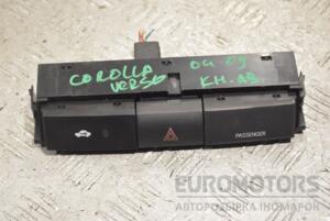 Кнопка аварийки Toyota Corolla Verso 2004-2009 247594