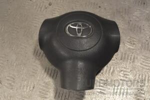 Подушка безопасности руль Airbag Toyota Corolla (E12) 2001-2006 4513002270 247640
