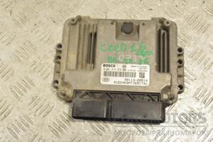 Блок керування двигуном Kia Ceed 1.6crdi 2007-2012 0281016570 210030