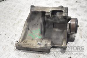 Кронштейн генератора Mercedes C-class 2.0 16V (W203) 2000-2007 A1110960645 215091