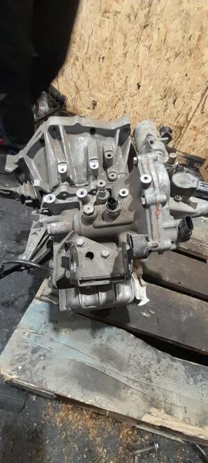 Механизм выбора и переключения передач (робот) Toyota Corolla 1.4 D-4D (E12) 2001-2006 3396064010 BF-491