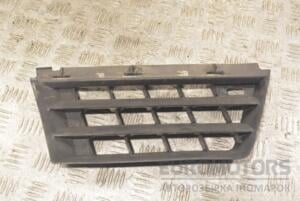 Решетка радиатора правая -06 Renault Scenic (II) 2003-2009 8200140330 252447