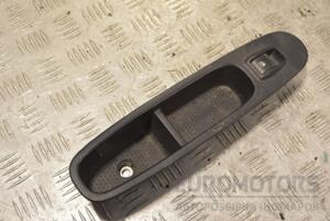 Кнопка склопідіймача передні праві Fiat Punto Evo 2010 260439