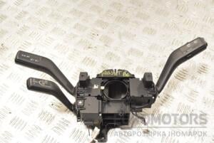 Підрульовий перемикач в зборі VW Passat (B6) 2005-2010 3C5953513C 261303