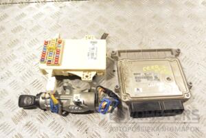 Блок управління двигуном комплект Kia Ceed 1.4 16V 2007-2012 391102B520 261555