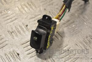 Кнопка стеклоподъемника задняя правая Hyundai Sonata (V) 2004-2009 264626