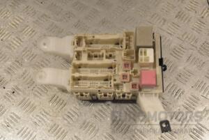 Блок запобіжників Toyota Auris (E15) 2006-2012 8273002150 269311