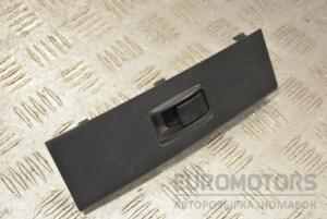 Кнопка склопідіймача задня Toyota Corolla Verso 2004-2009 848100F010 270312