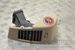 Дефлектор повітряний правий Nissan Murano (Z50) 2002-2008 68760CB000 270932