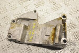 Кронштейн генератора Audi A6 4.2 40V (C6) 2004-2011 079903805J 271288