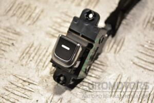 Кнопка стеклоподъемника задняя Kia Carens 2013 93580A4010 272423