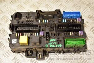 Блок предохранителей Opel Zafira (B) 2005-2011 13220831 285768
