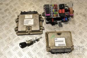 Блок управления двигателем комплект Fiat Doblo 1.6 16V 2000-2009 51819344 290077