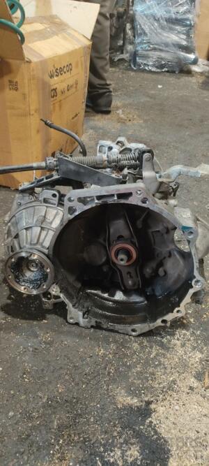 МКПП (механическая коробка переключения передач) VW Caddy (III) 2004-2015 JCR BF-540