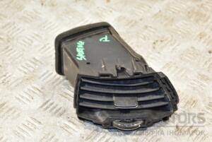 Дефлектор повітряний правий Kia Sportage 2010-2015 974903W000 290283