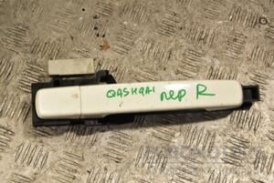 Ручка двері зовнішня передня права Nissan Qashqai 2007-2014 301108