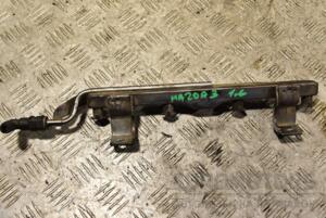 Паливна рейка бензин (без датчика) Mazda 3 1.6 16V 2003-2009 301703
