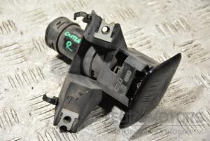 Форсунка омывателя фары правая Mitsubishi Outlander 2003-2006 304520