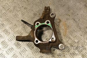 Поворотний кулак лівий під ABS Subaru Forester 2008-2012 313931