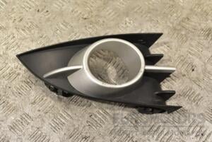 Накладка бампера під птф права 06- Renault Scenic (II) 2003-2009 P0009512 315801