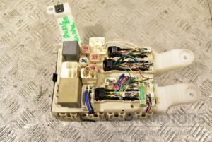Блок запобіжників Toyota Auris (E15) 2006-2012 8273002140 321268