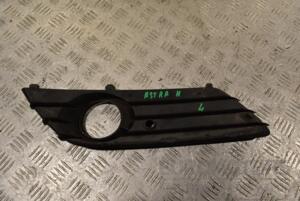 Накладка бампера під птф ліва -06 Opel Astra (H) 2004-2010 13126025 321961