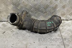 Патрубок повітряного фільтра Kia Ceed 1.6 16V 2007-2012 281382H000 322467