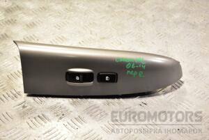 Кнопка склопідіймача передні праві Kia Carnival 2006-2014 935754D120 327979