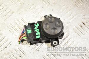 Кнопка регулювання сидіння переднього Skoda Superb 2008-2015 8E0959777B 329372