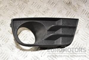 Накладка бампера під птф права -06 Ford Fusion 2002-2012 2N1119952D 333286