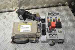 Блок управления двигателем комплект Fiat Doblo 1.6 16V 2000-2009 55187469 336561
