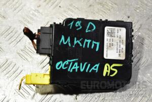 Плата подрулевого переключателя Skoda Octavia (A5) 2004-2013 1K0953549BC 337333