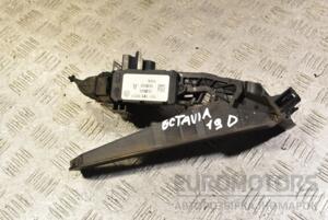 Педаль газа пластик электр Skoda Octavia 1.9tdi (A5) 2004-2013 1K1721503P 339383