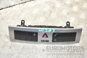 Блок кнопок аварийка Mercedes C-class (W203) 2000-2007 A2038702510 343179