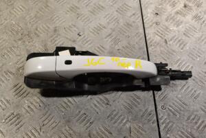 Ручка двери наружная передняя правая Jeep Grand Cherokee 2010 04589888AD 345396