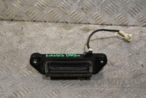 Ручка открывания крышки багажника наружная электр Toyota Avensis Verso 2001-2009 346610