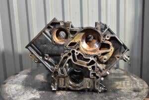 Блок двигуна (дефект) Skoda Superb 2.5tdi 2002-2008 059103021L 347251