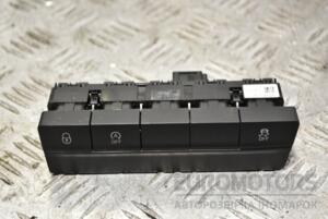 Блок кнопок центральной консоли Skoda Octavia (A7) 2013-2020 5E1927132G 348023