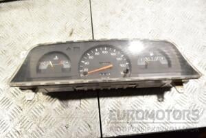 Панель приладів Toyota Hilux 1988-1997 83200050 349588