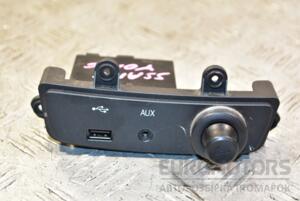Разьем USB/AUX SsangYong Korando C 2010 202008944 350293