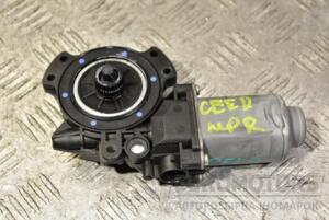 Моторчик стеклоподъемника передний правый Kia Ceed 2007-2012 402056D 355458